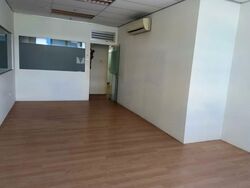Tradehub 21 (D22), Office #531648471